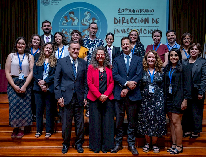 Na quinta-feira, dia 16 de janeiro, celebraram-se os 10 anos da Direção de Investigação, pertencente ao Vice-Reitor de Investigação da UC, na Aula Magna Manuel José Irarrázaval, na Casa Central.